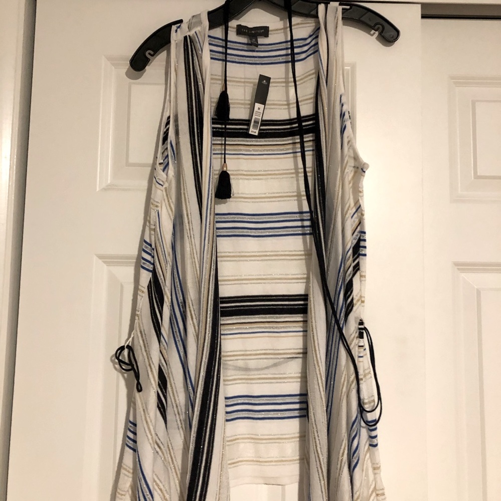 The Limited sleeveless wrap top